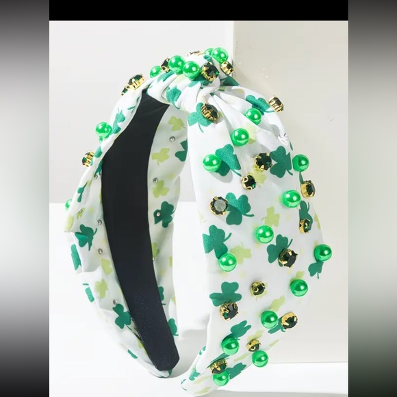 Green and White Clover 🍀 Headband nwt